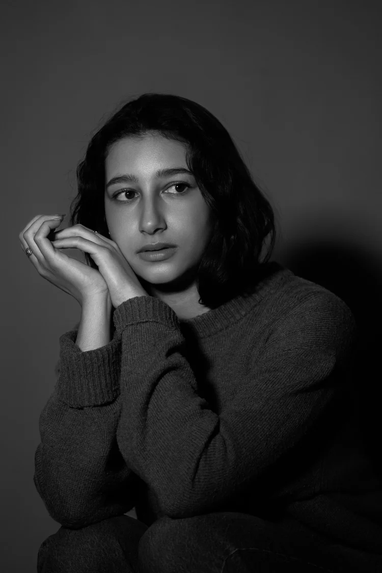 Black and white portrait from Phaël M’Boutchou’s portfolio, frame 3