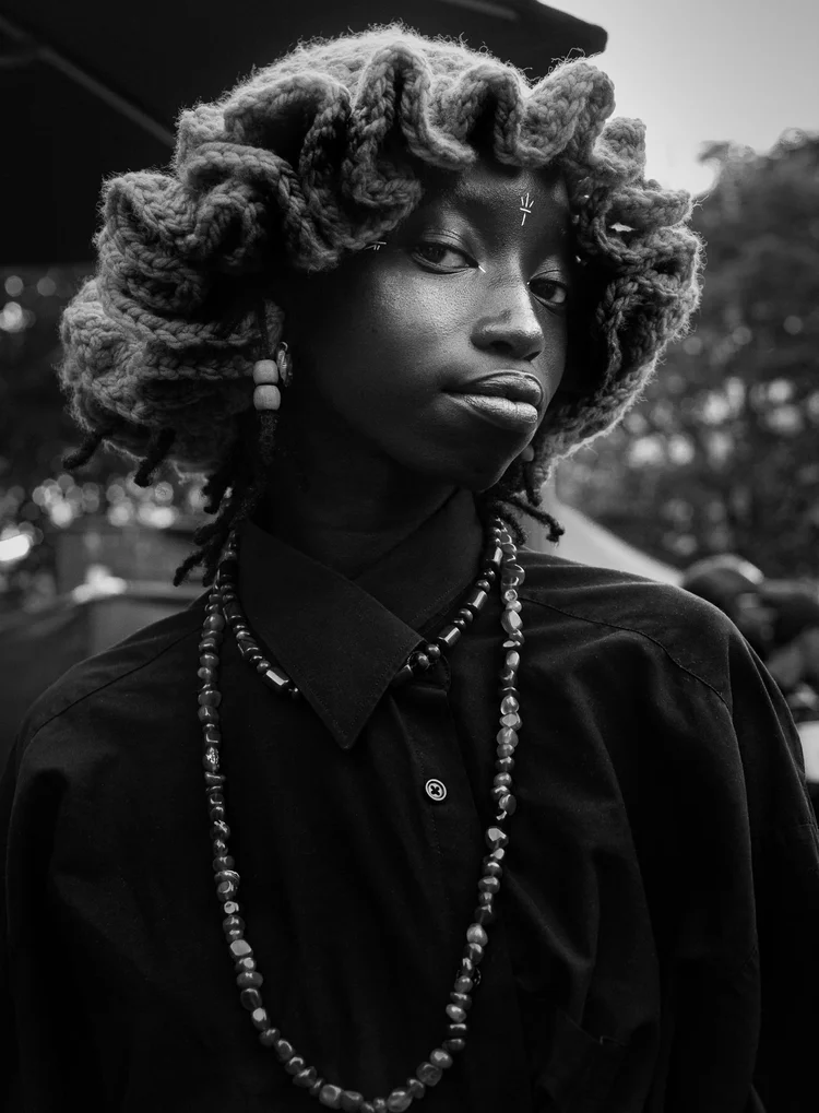 Black and white portrait from Phaël M’Boutchou’s portfolio, frame 7