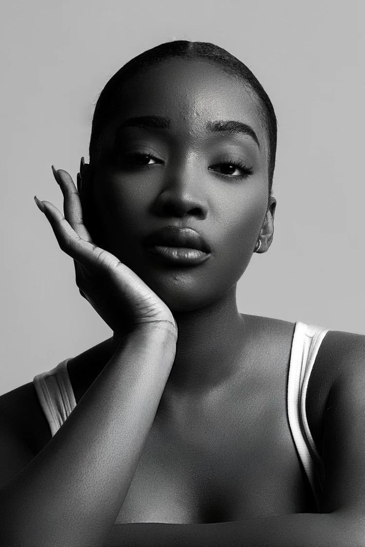 Black and white portrait from Phaël M’Boutchou’s portfolio, frame 8